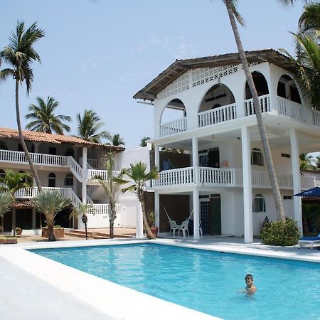 Hotel Villa Nirvana 派德拉库耶斯塔 外观 照片